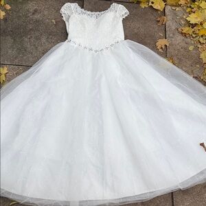 Wedding dress - waist 31”